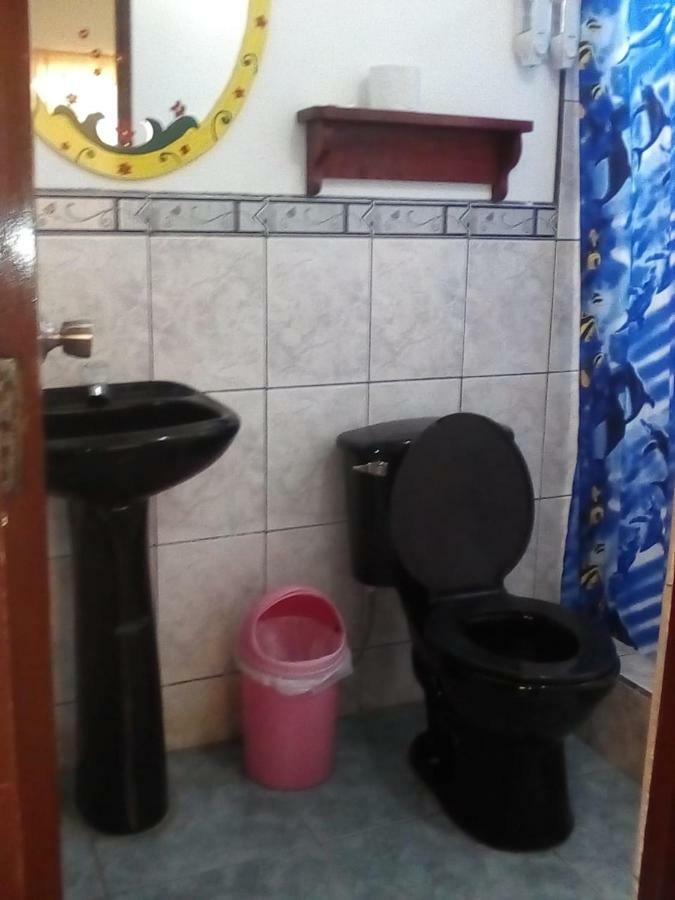 פורטו וילאמיל Hospedaje Sarita מראה חיצוני תמונה